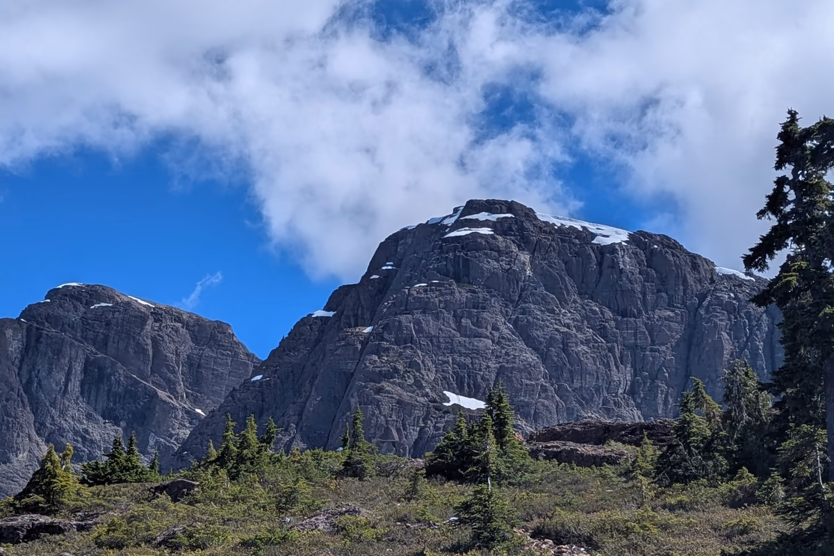 Queen's peak (forefront), King's Peak (rear)